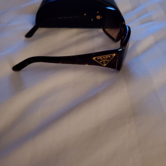Prada Sunglasses - Picture 13 of 13